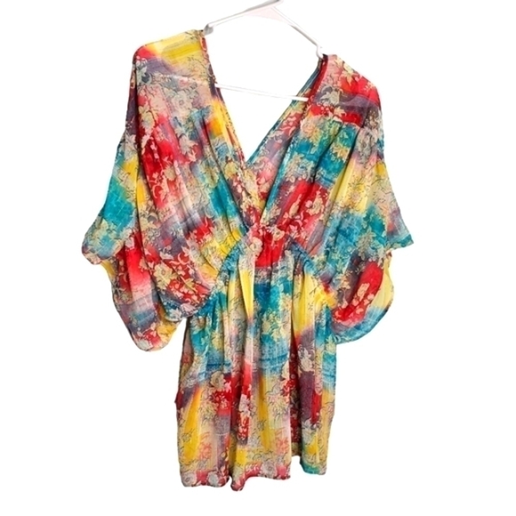 BUCKET LIST WOMENS COLORFUL TOP SIZE MEDIUM - Picture 4 of 6